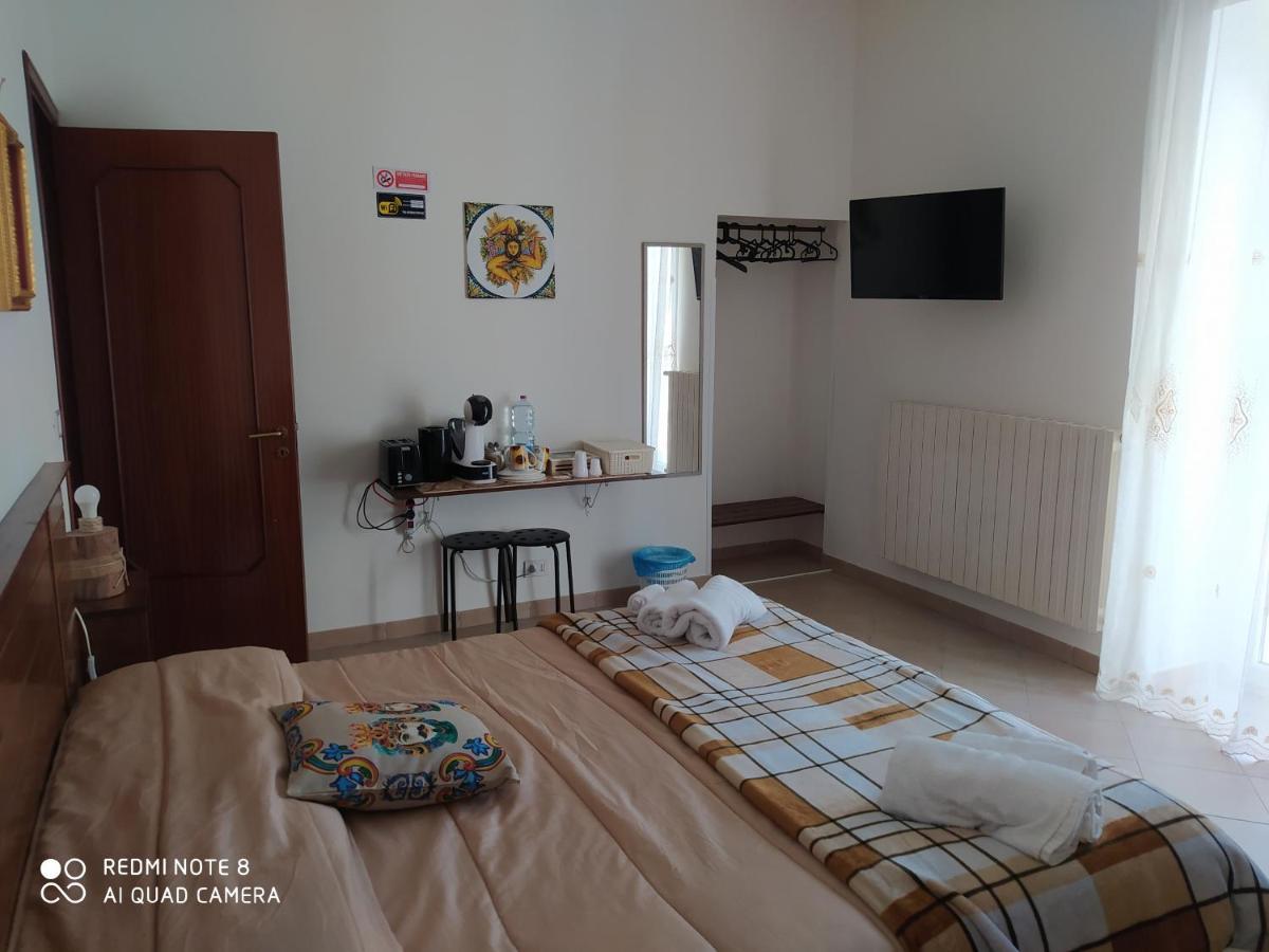 Bed & Breakfast Acquaviva Di Vullo Vincenzo Acquaviva Platani Ngoại thất bức ảnh