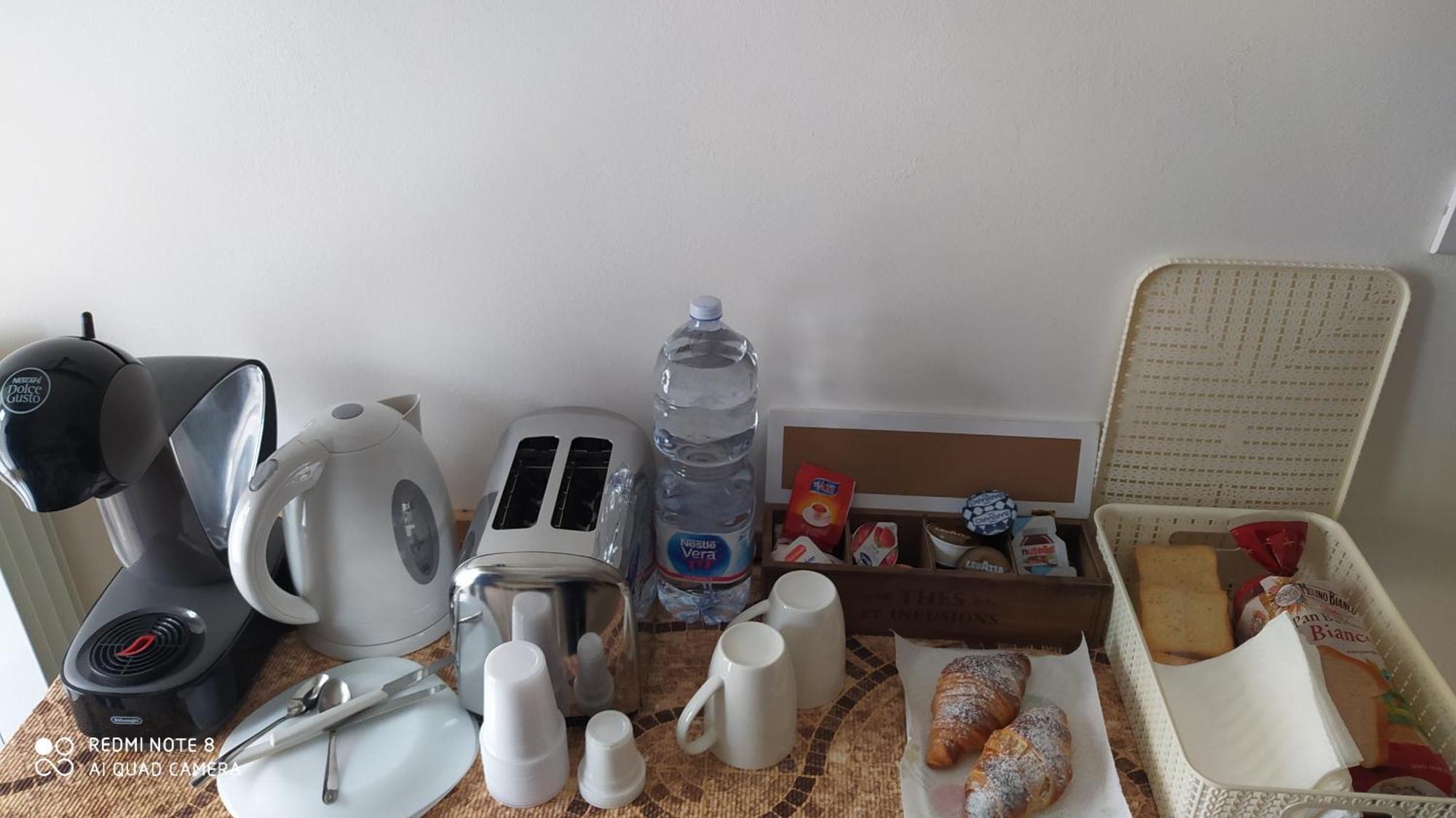 Bed & Breakfast Acquaviva Di Vullo Vincenzo Acquaviva Platani Phòng bức ảnh