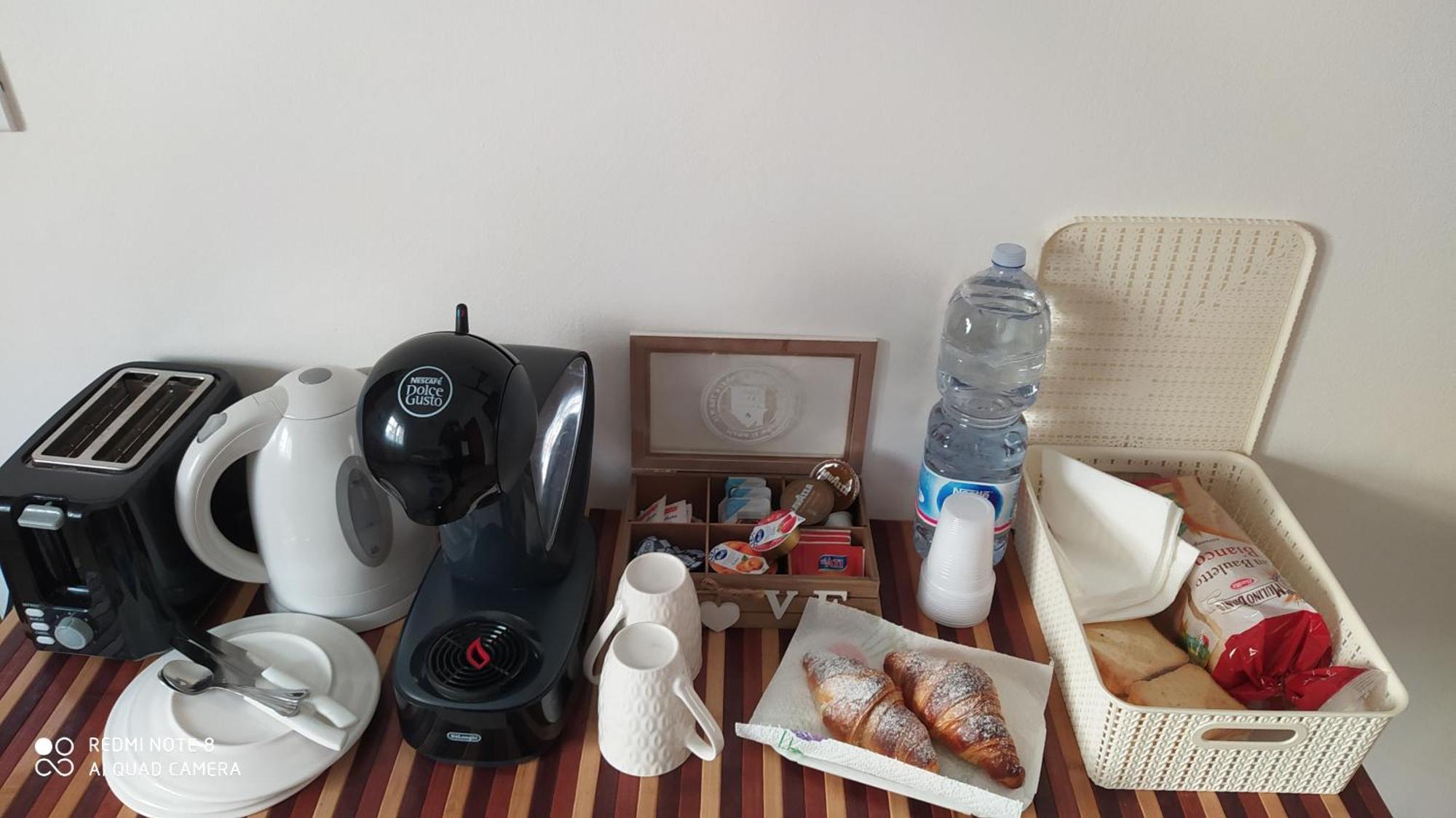 Bed & Breakfast Acquaviva Di Vullo Vincenzo Acquaviva Platani Phòng bức ảnh