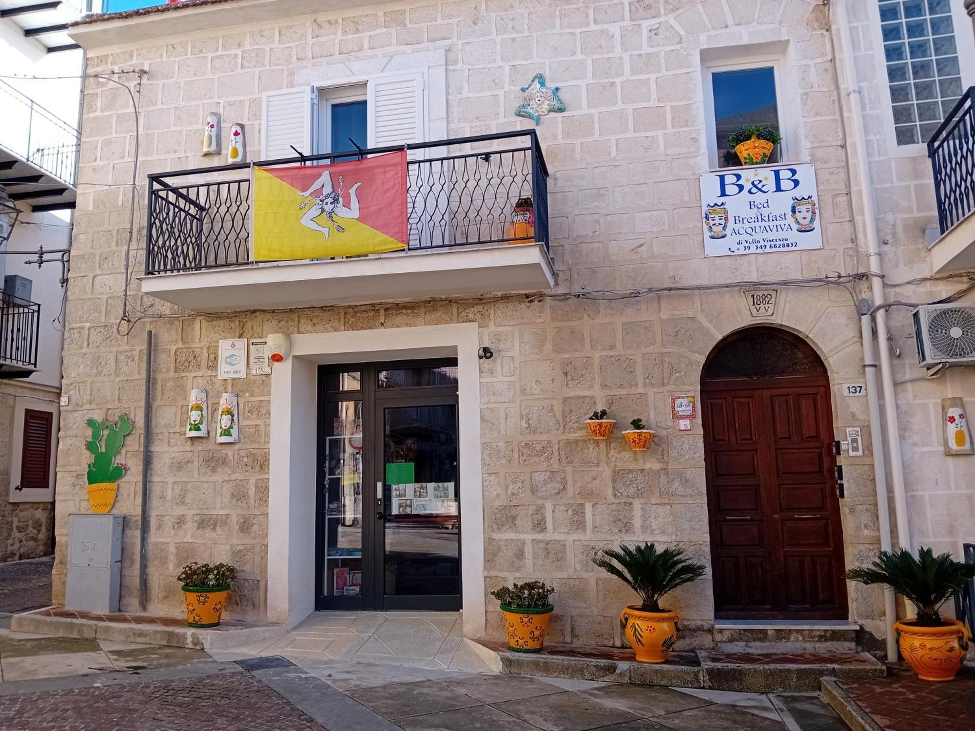 Bed & Breakfast Acquaviva Di Vullo Vincenzo Acquaviva Platani Ngoại thất bức ảnh